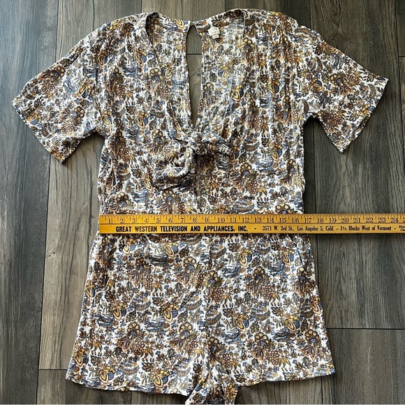 Loft Beach Paisley Print Romper Large - Picture 4 of 11